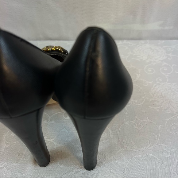 Michael Kors Navy Blue Leather Hamilton Gold Logo 5” Heel Platform Pumps 9 M - Picture 9 of 11